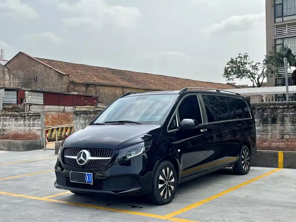 Mercedes-Benz Vito 2023