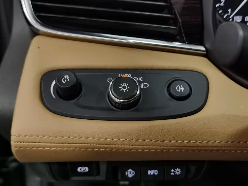 Buick LaCrosse — миниатюра 21
