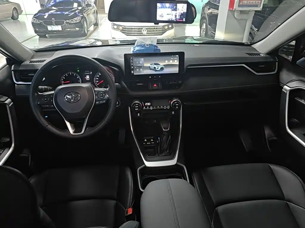 Toyota Wildlander — миниатюра 10