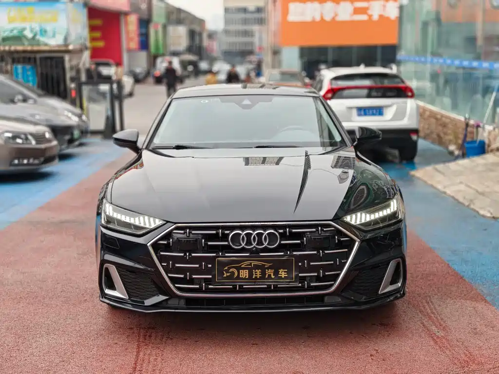 AUDI A7L