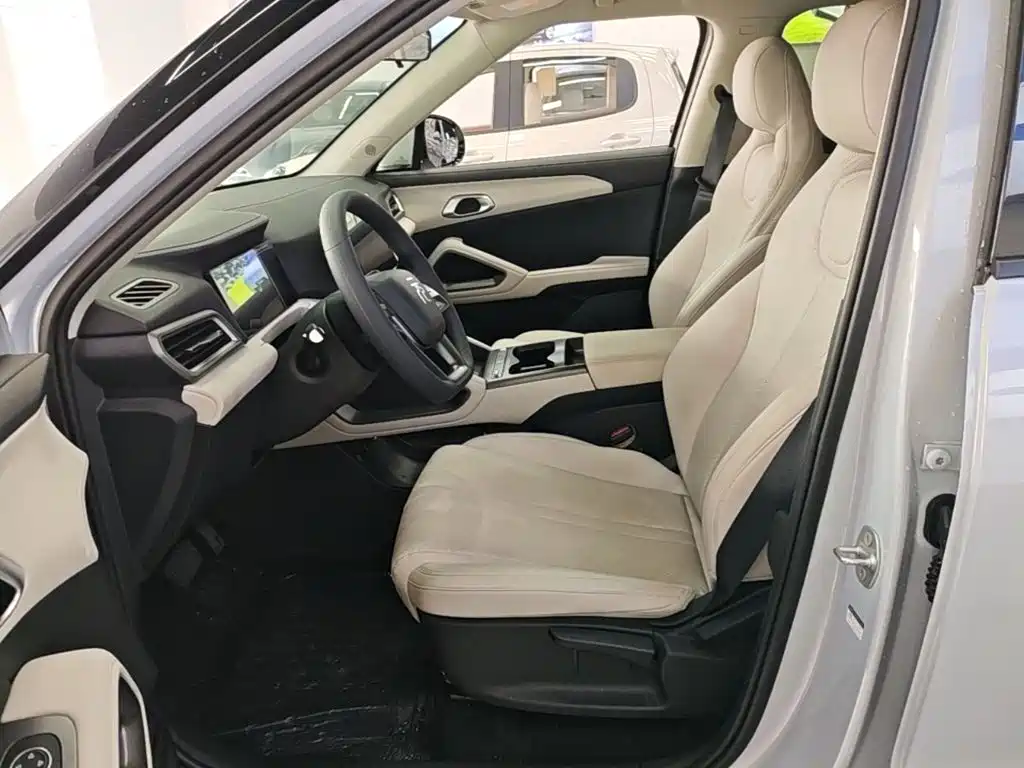 BYD Yuan UP — миниатюра 15