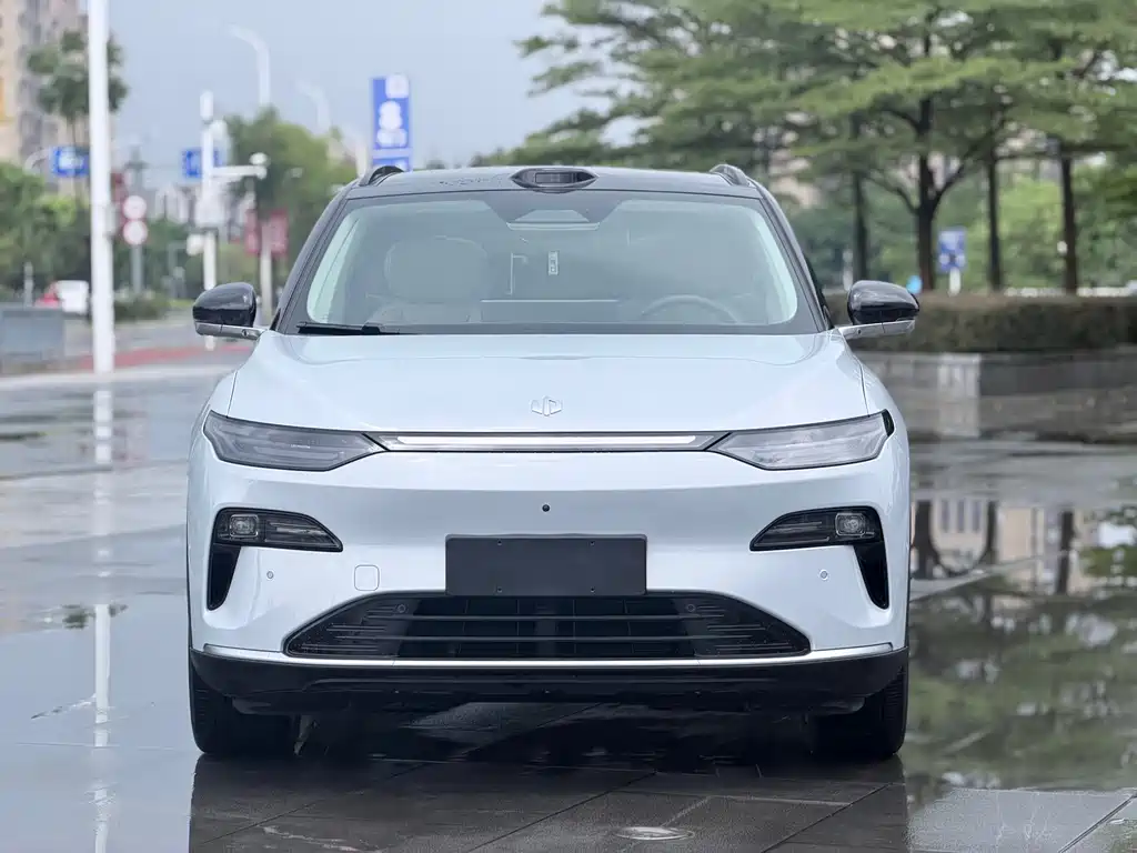Leapmotor Leapmotor C11 — миниатюра 2