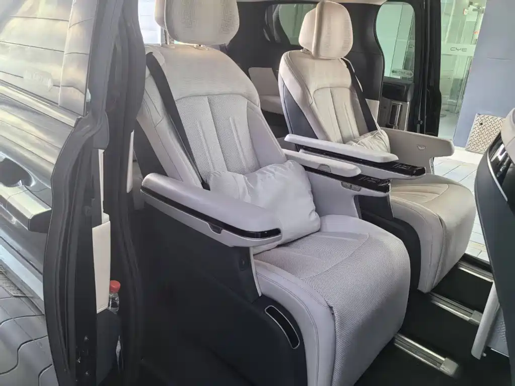 BYD Xia — миниатюра 4