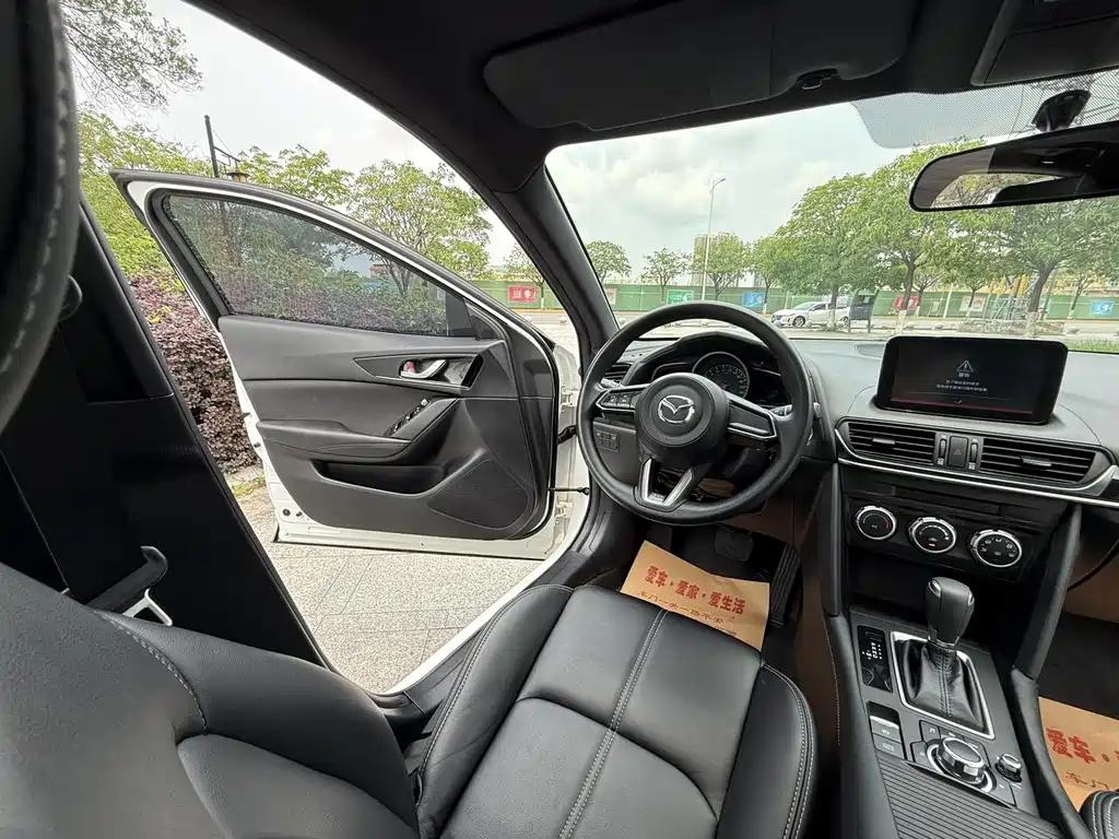 Mazda CX-4 — миниатюра 12