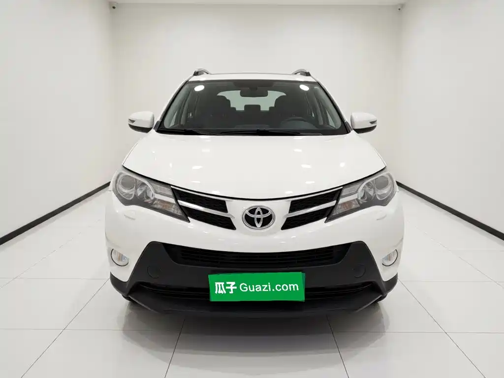Toyota RAV4 — миниатюра 2