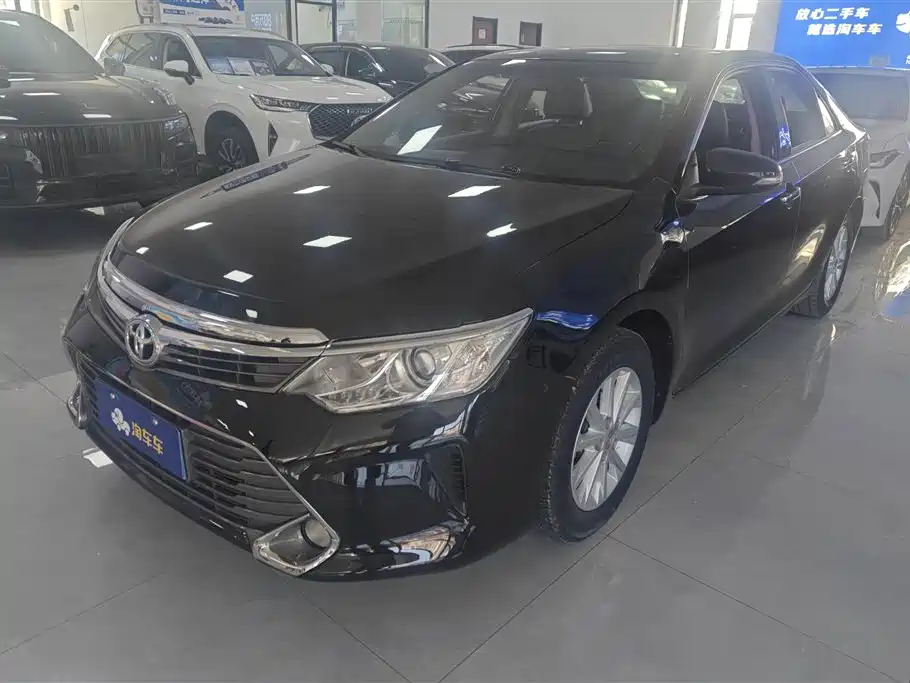 Toyota Camry 2016