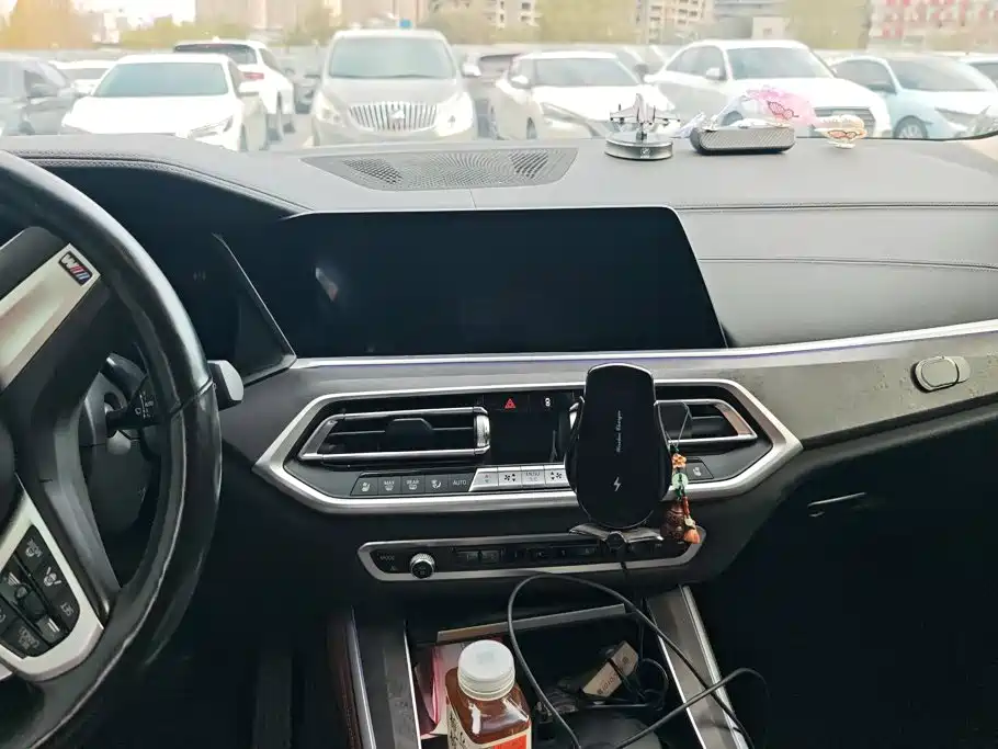BMW X5 (Import) — миниатюра 13
