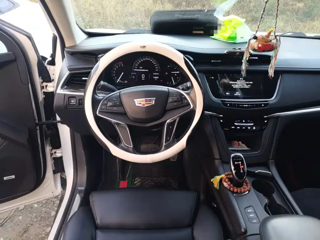 Cadillac XT5 — миниатюра 6