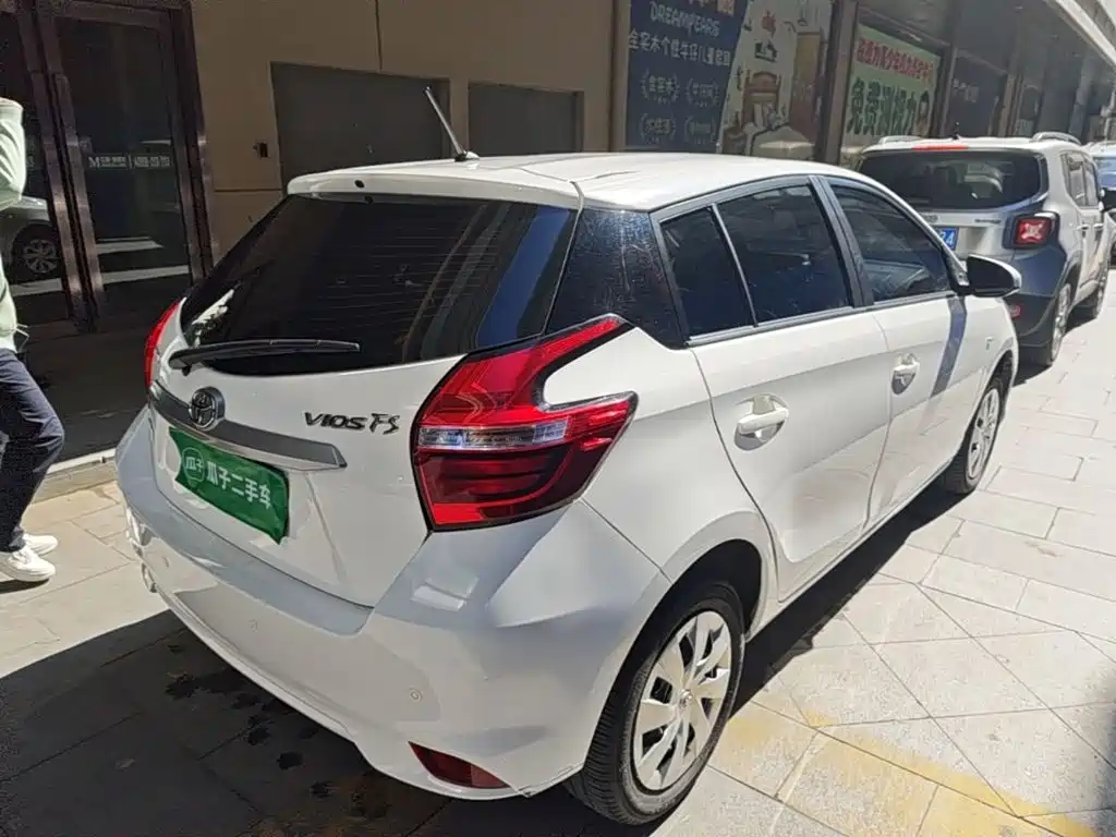 Toyota Vios FS — миниатюра 7