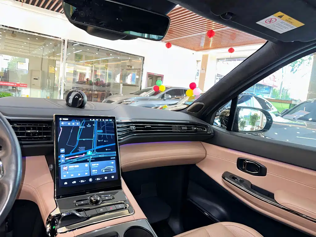 NIO ES8 — миниатюра 9