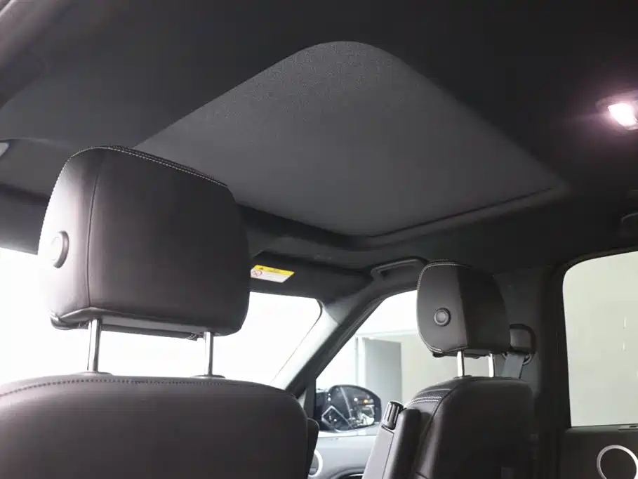Land Rover Discovery 2024 360PS S