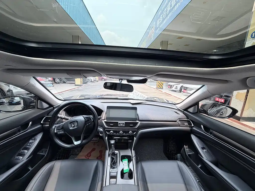 Honda Accord 2022 260TURBO Luxury