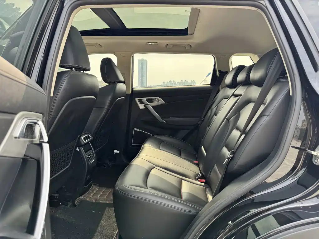 Geely Boyue — миниатюра 11