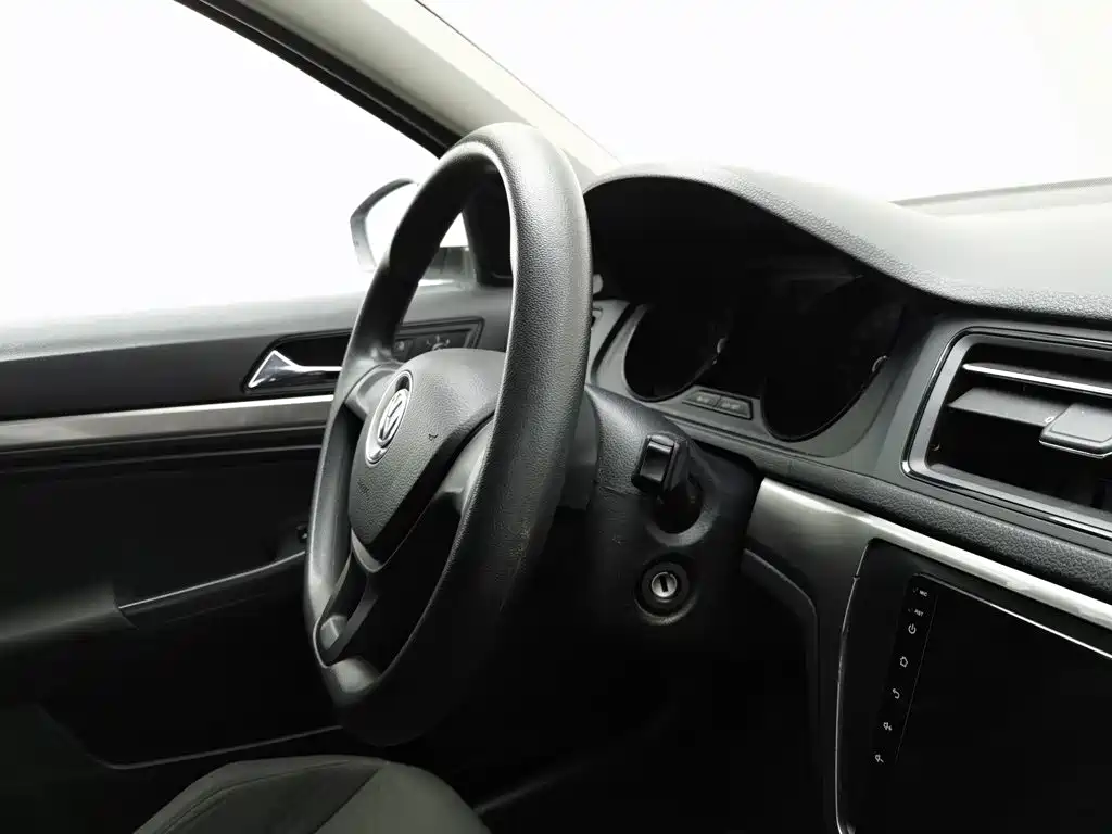 Volkswagen Lavida — миниатюра 22