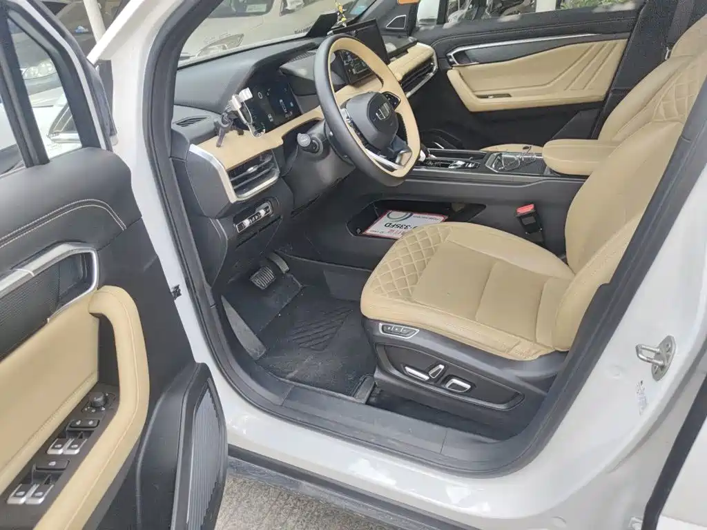 Geely Haoyue L — миниатюра 12