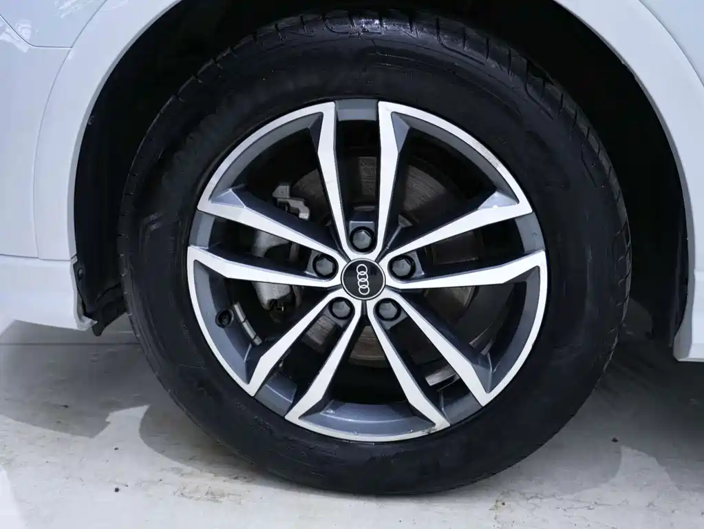 Audi Q3 — миниатюра 9