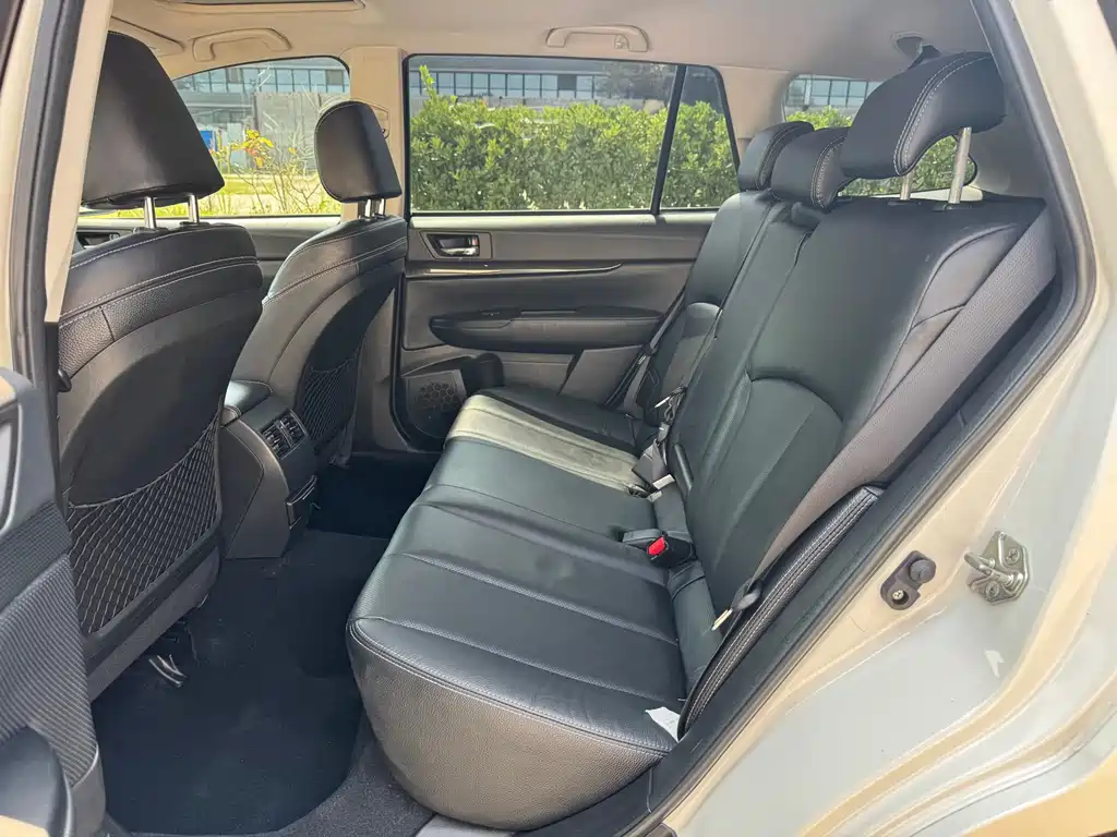 Subaru Outback — миниатюра 8