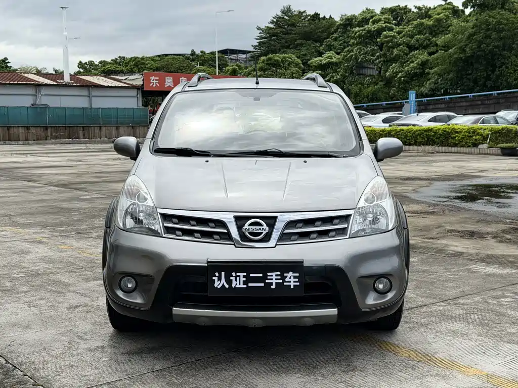Nissan Livina — миниатюра 2