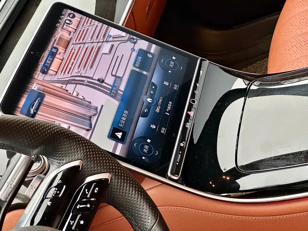 Mercedes-Benz S-Class — миниатюра 8