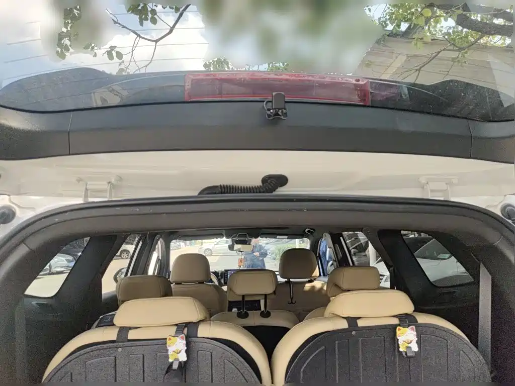 Geely Haoyue L — миниатюра 15