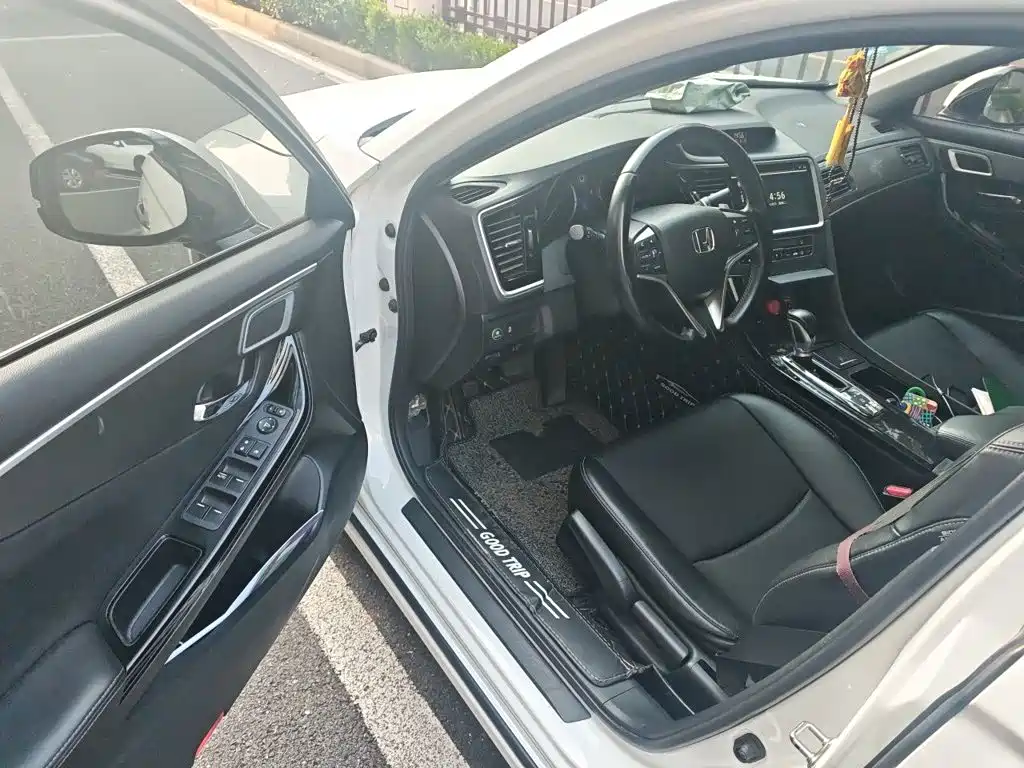 Honda Spirior — миниатюра 12