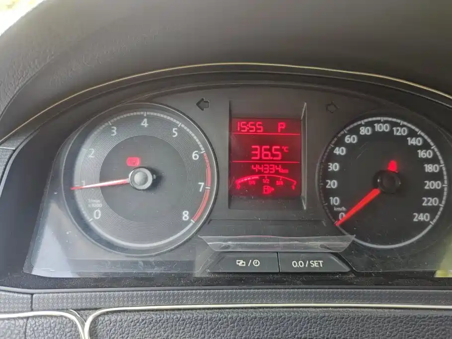 Volkswagen Santana — миниатюра 14