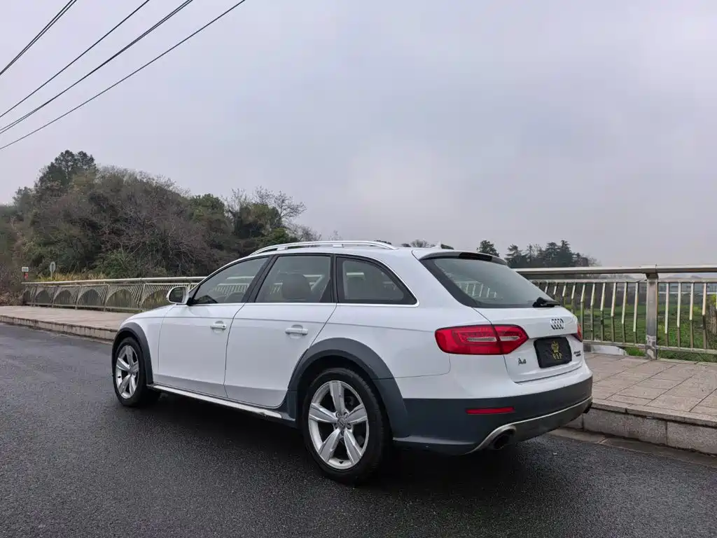 Audi A4 (Import) — миниатюра 3
