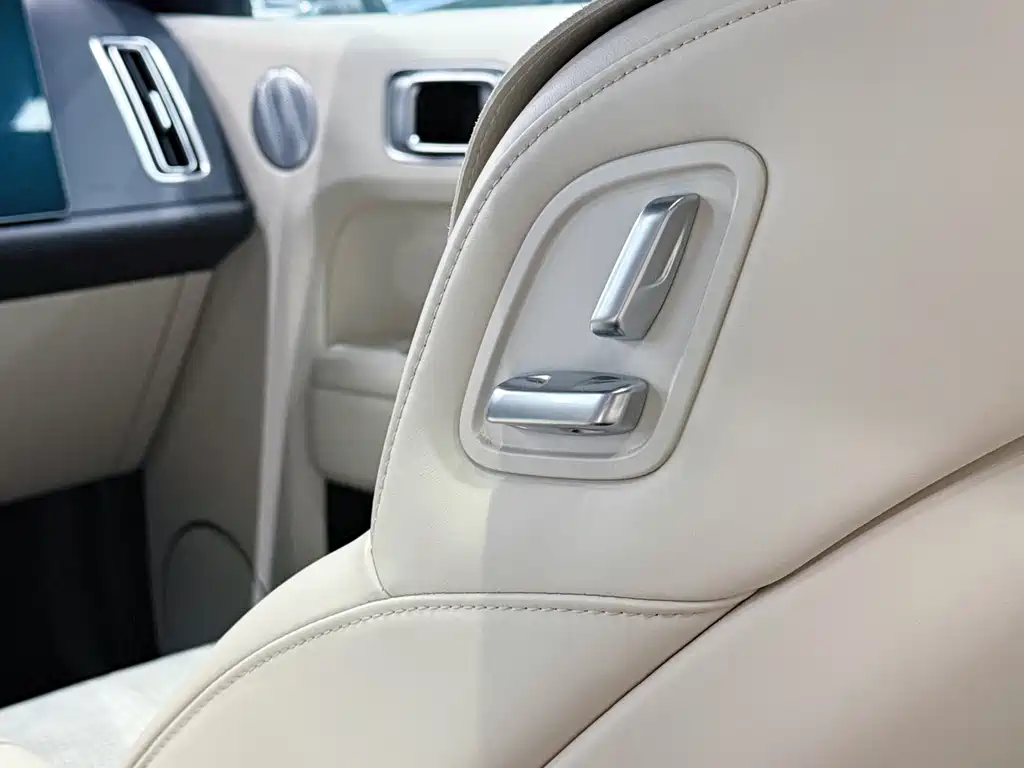 Li Auto Li L7 — миниатюра 13