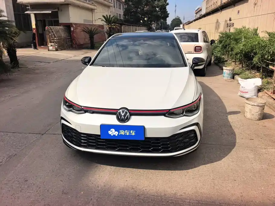 Volkswagen Golf — миниатюра 2