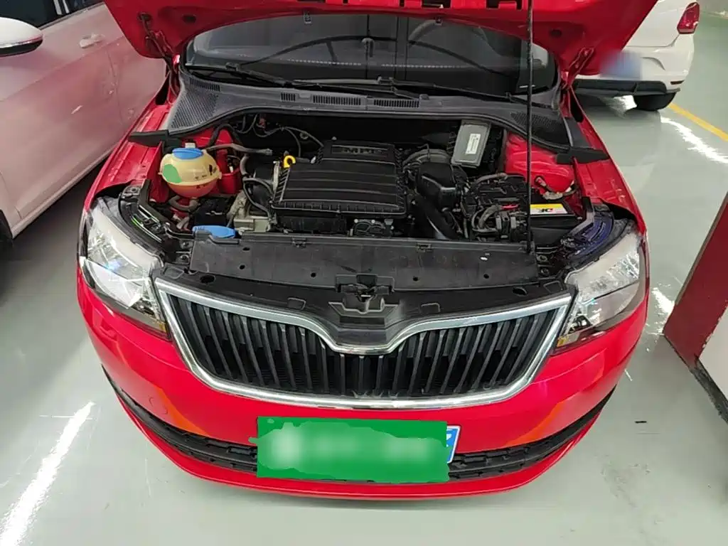 Skoda Rapid Spaceback — миниатюра 20