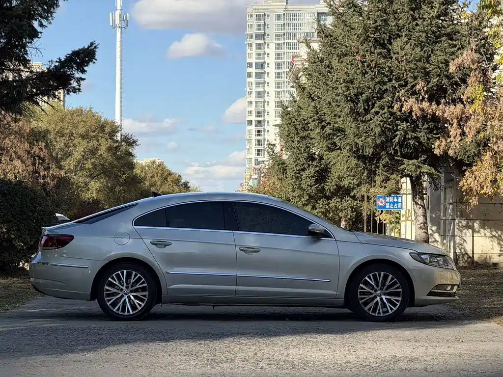 Volkswagen CC — миниатюра 6