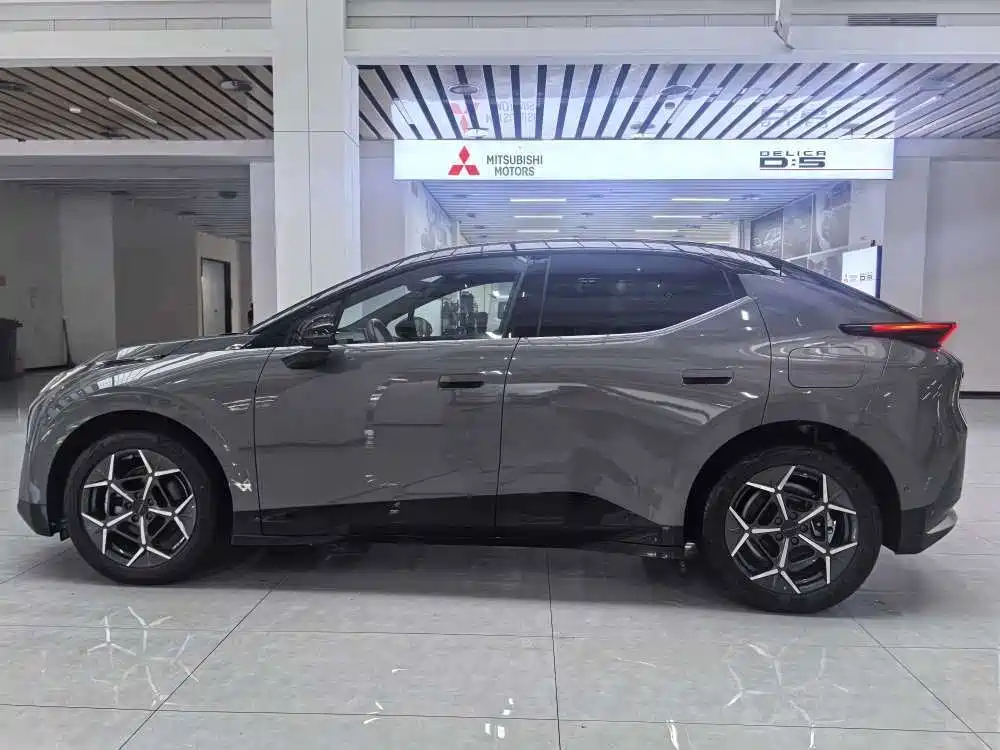 Lynk & Co Z20 — миниатюра 14