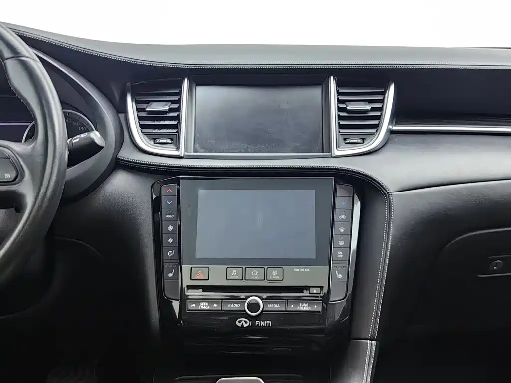 Infiniti QX50 — миниатюра 12