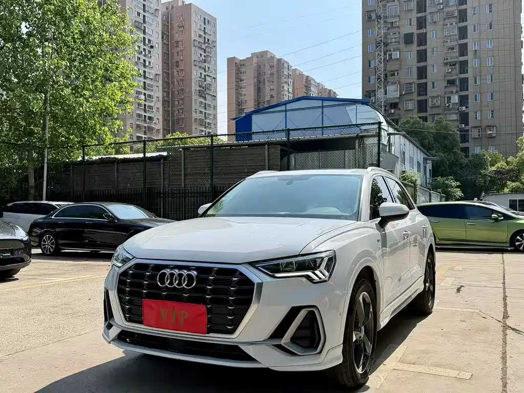 Audi Q3 2022