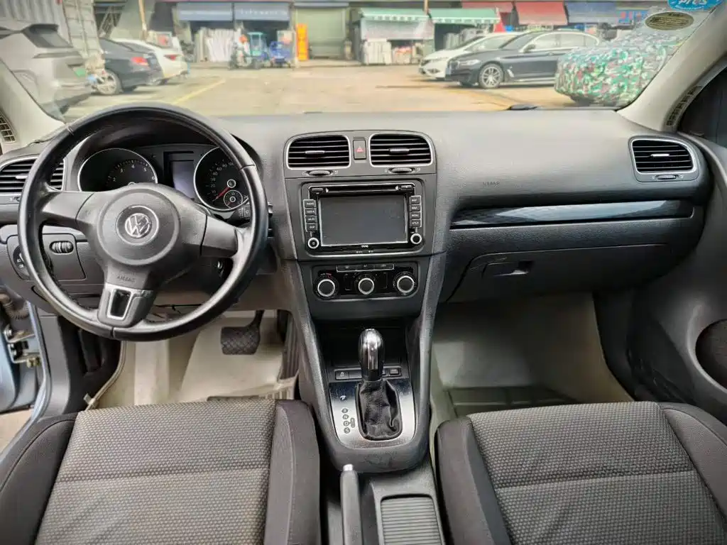 Volkswagen Golf — миниатюра 9