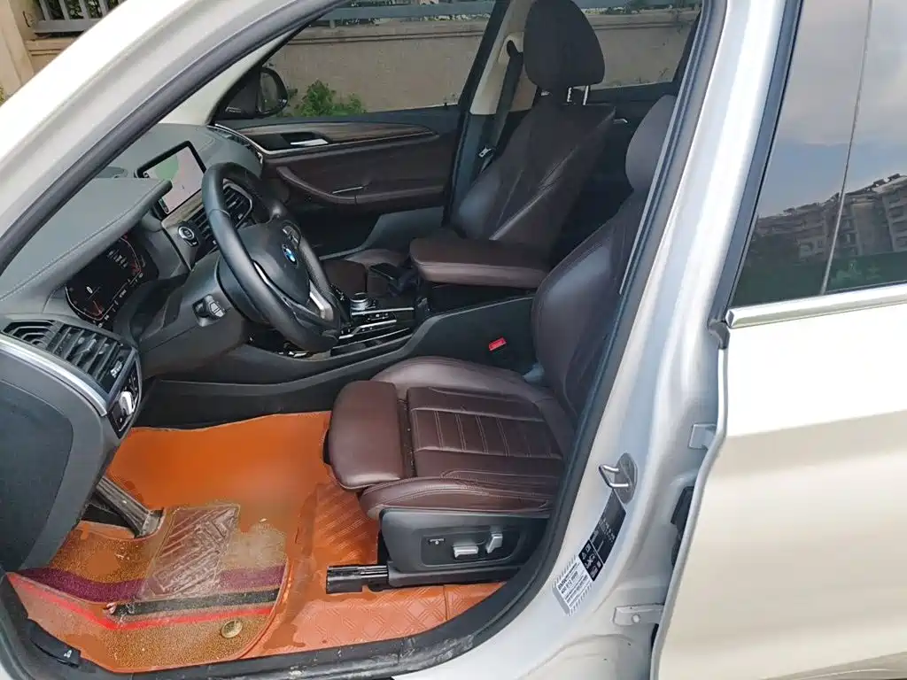 BMW X3 — миниатюра 16