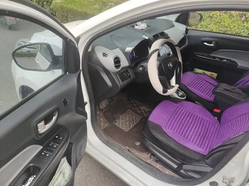 Changan Benben E-Star — миниатюра 12
