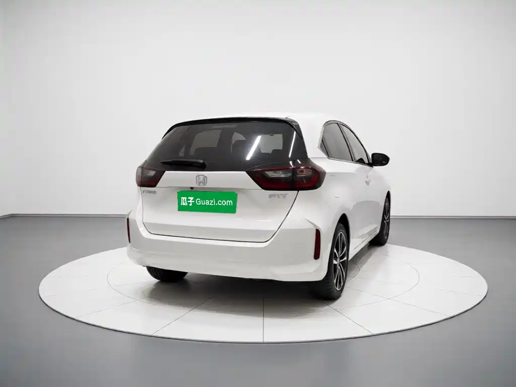 Honda Fit — миниатюра 3