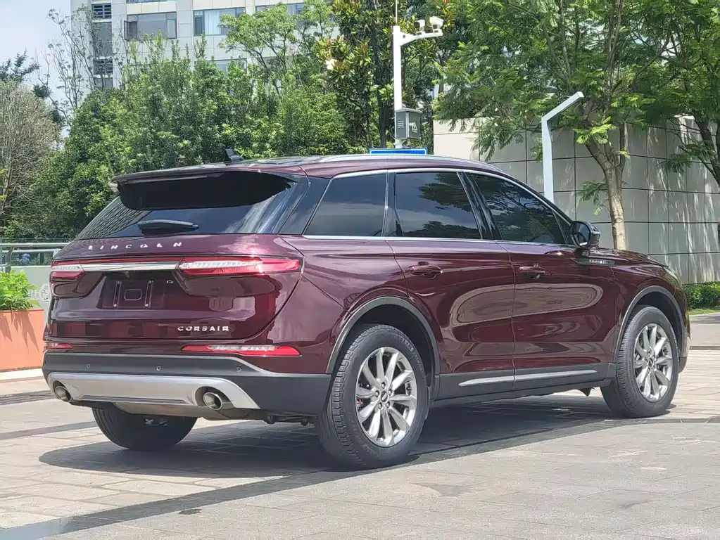 Lincoln Corsair — миниатюра 7