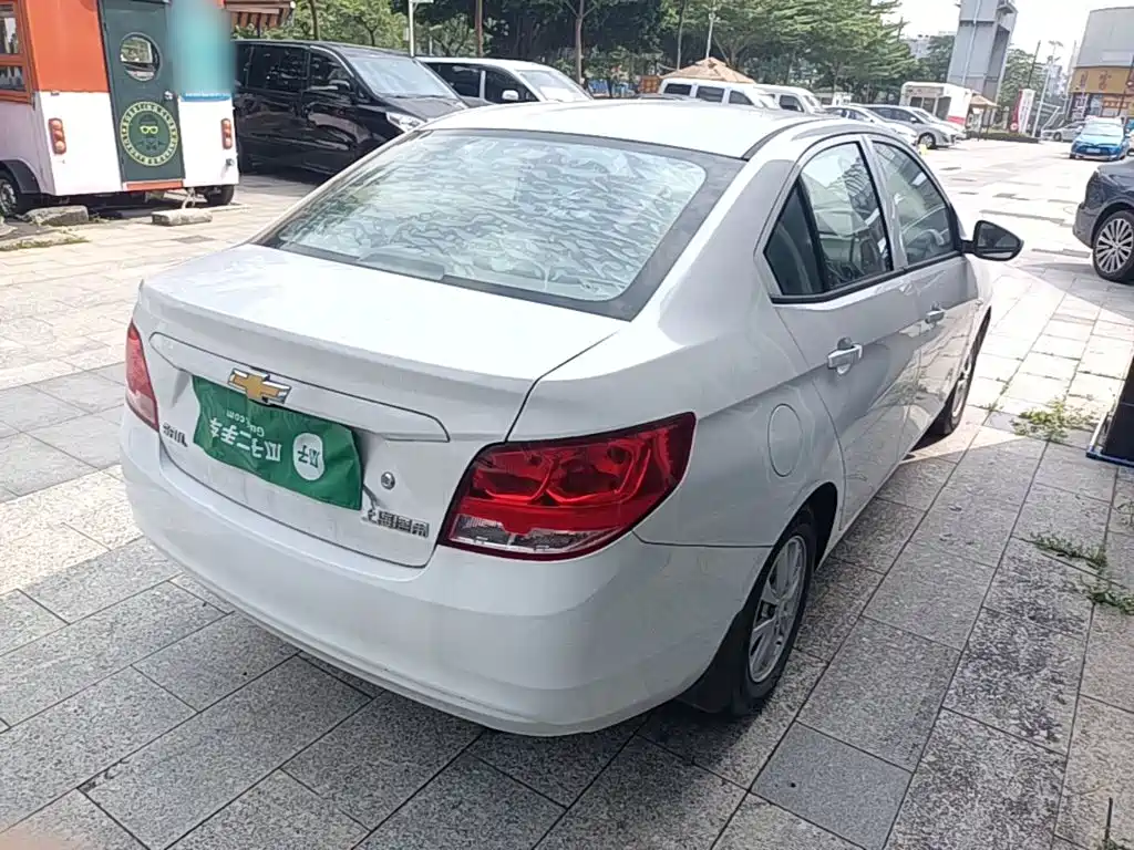 Chevrolet Sail — миниатюра 7