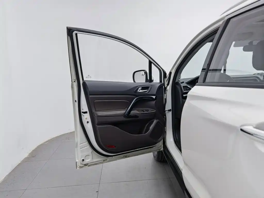GAC Motor Trumpchi GS4 — миниатюра 8