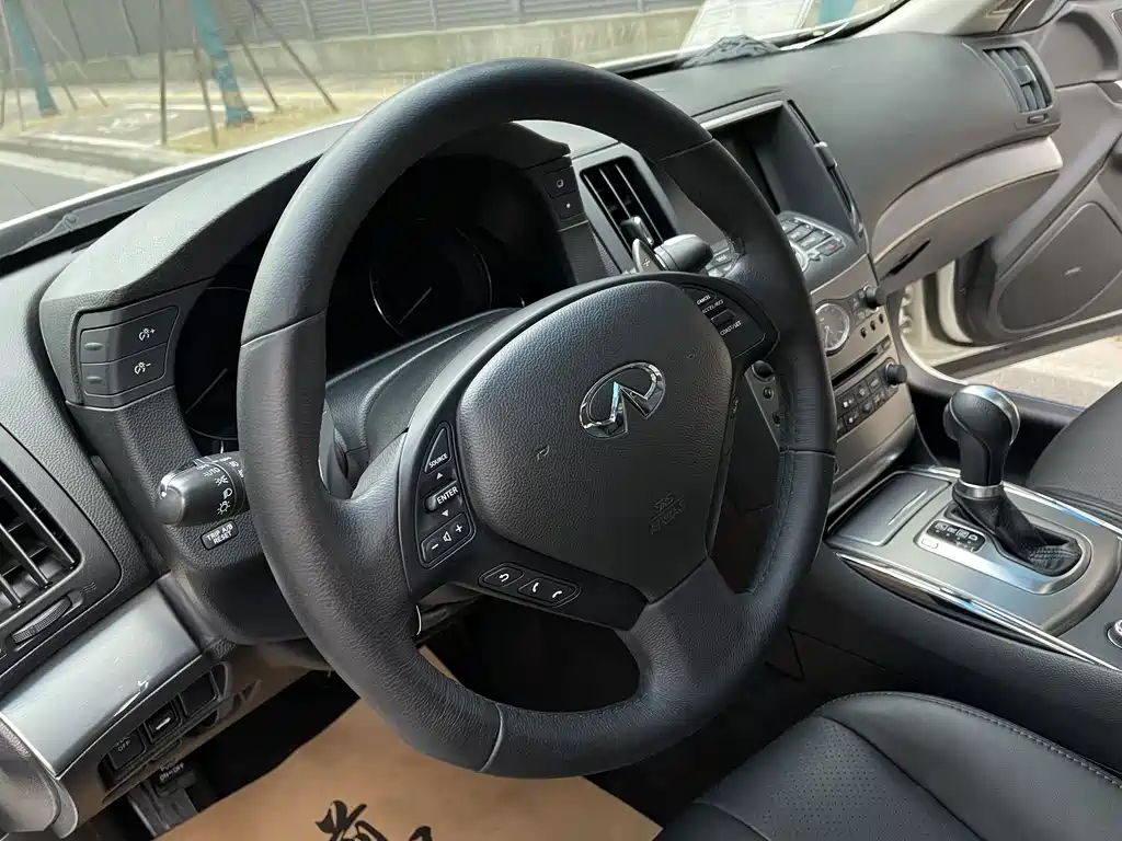 Infiniti G — миниатюра 10