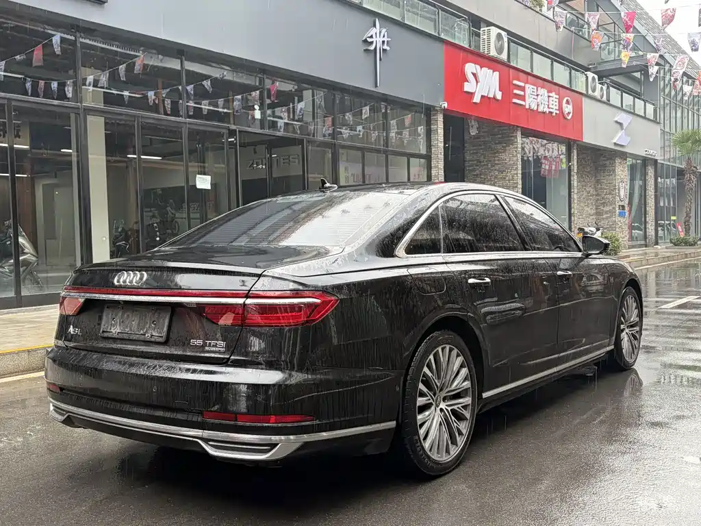 Audi A8 — миниатюра 9