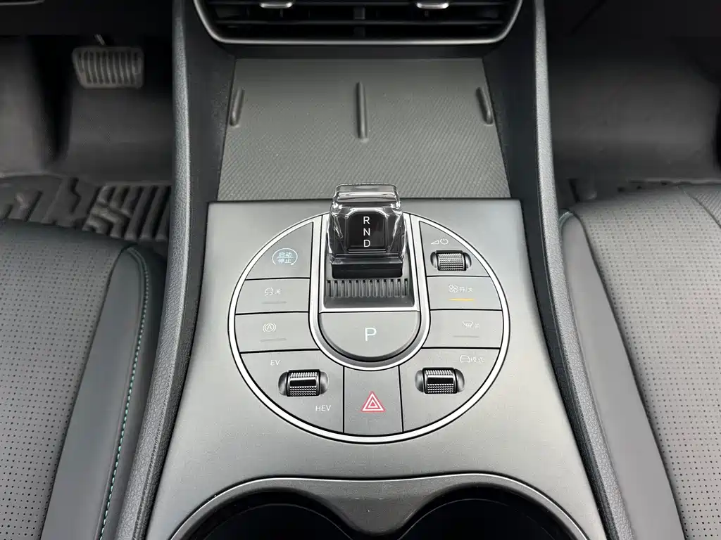 BYD Seal 05 DM-i — миниатюра 14