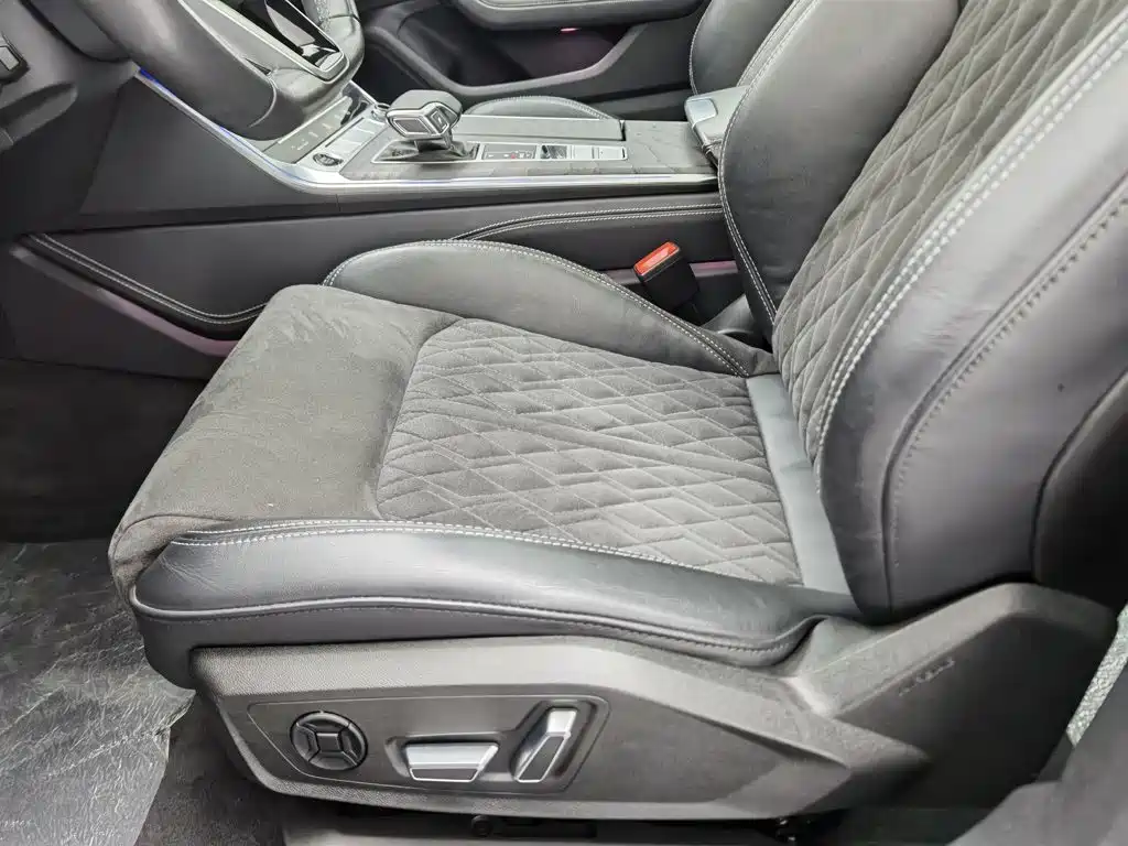 Audi A6L — миниатюра 20