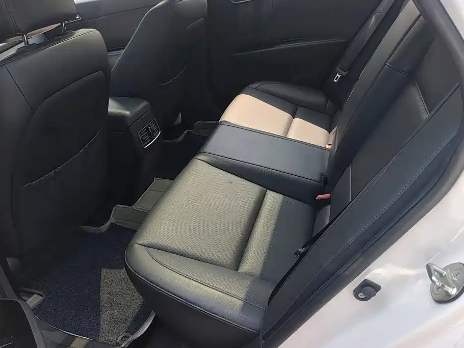 Hyundai Mistra — миниатюра 11