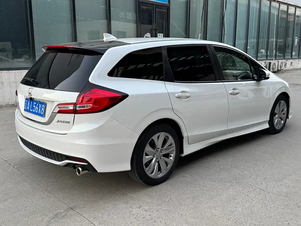 Honda Jade — миниатюра 5