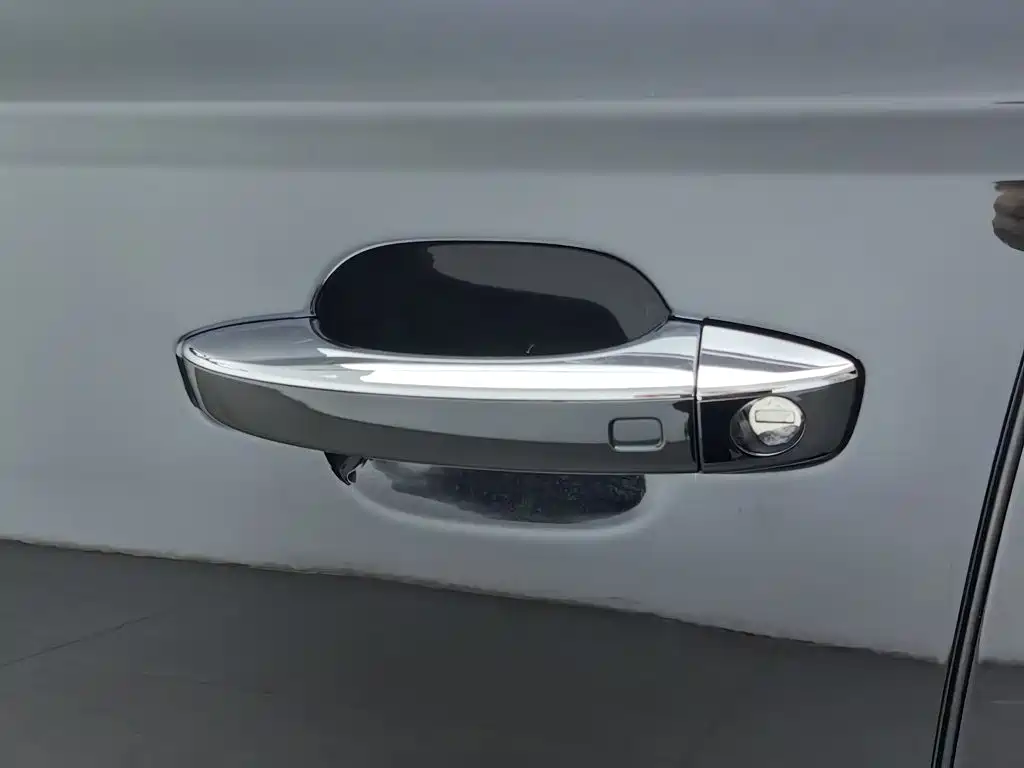 Audi A6L — миниатюра 18