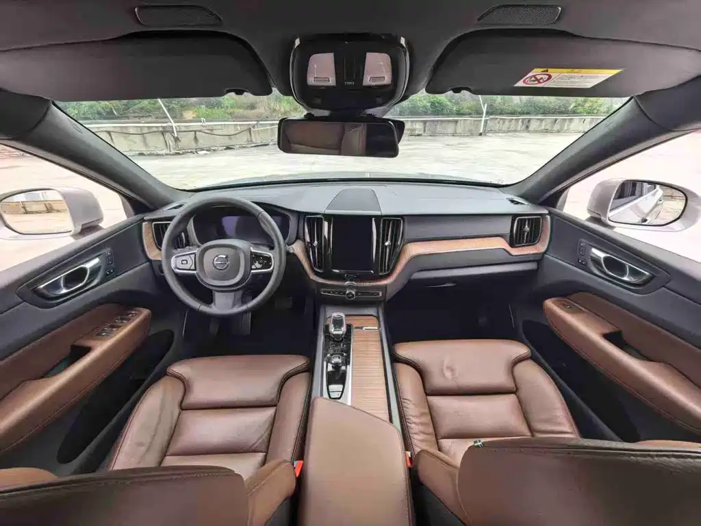 Volvo XC60 — миниатюра 11
