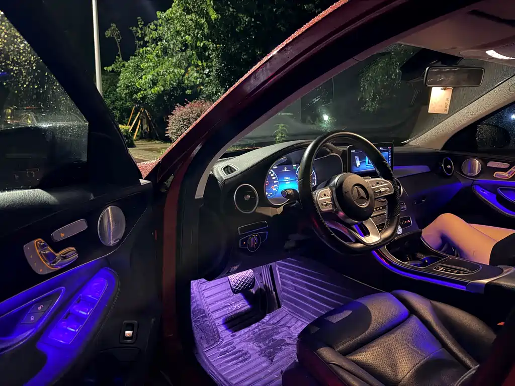 Mercedes-Benz C-Class — миниатюра 4